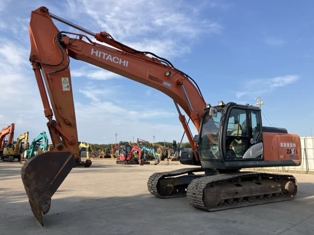 img-Hitachi ZX200-5B Excavator — Japanese Power and Durability for Superior Job Site Performance